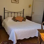 招待所 Chateau Du Broustaret - D'hotes Avec Cuisine - Calme, Paisible Et Tres Belle Vue Sur La Nature Rions
