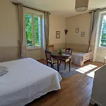 Chateau Du Broustaret - D'hotes Avec Cuisine - Calme, Paisible Et Tres Belle Vue Sur La Nature