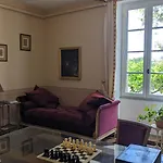Chateau Du Broustaret - D'hotes Avec Cuisine - Calme, Paisible Et Tres Belle Vue Sur La Nature *