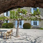 Chateau Du Broustaret - D'hotes Avec Cuisine - Calme, Paisible Et Tres Belle Vue Sur La Nature *