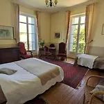 Chateau Du Broustaret - D'hotes Avec Cuisine - Calme, Paisible Et Tres Belle Vue Sur La Nature