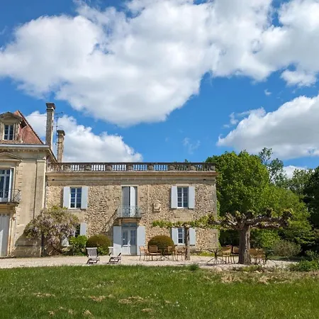 Chateau Du Broustaret - D'hotes En Pleine Nature - Avec Cuisine - Proche Bordeaux Gasthof Rions
