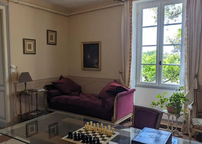 Chateau Du Broustaret - D'hotes Avec Cuisine - Calme, Paisible Et Tres Belle Vue Sur La Nature *